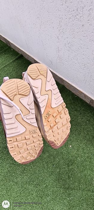 Nike маратонки :)