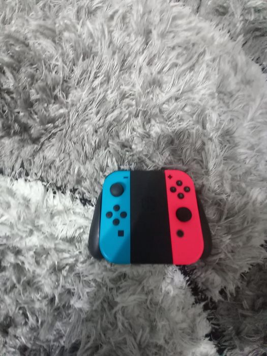 Vând Nintendo switch