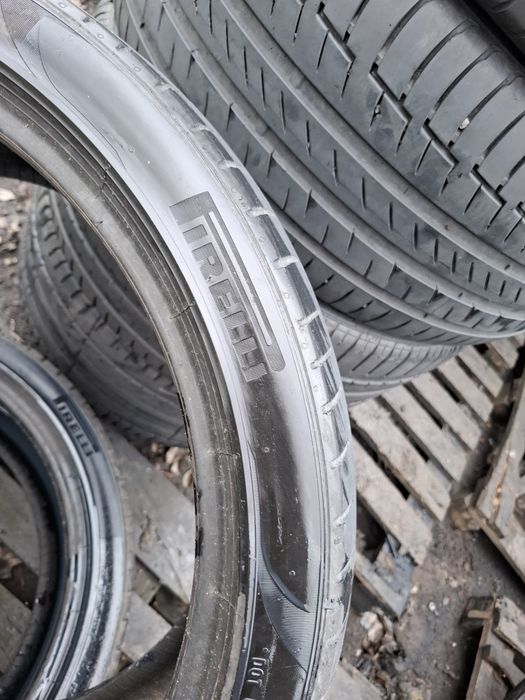 Vand 2 anvelope 255 40 21 pireli de vara dot 2020