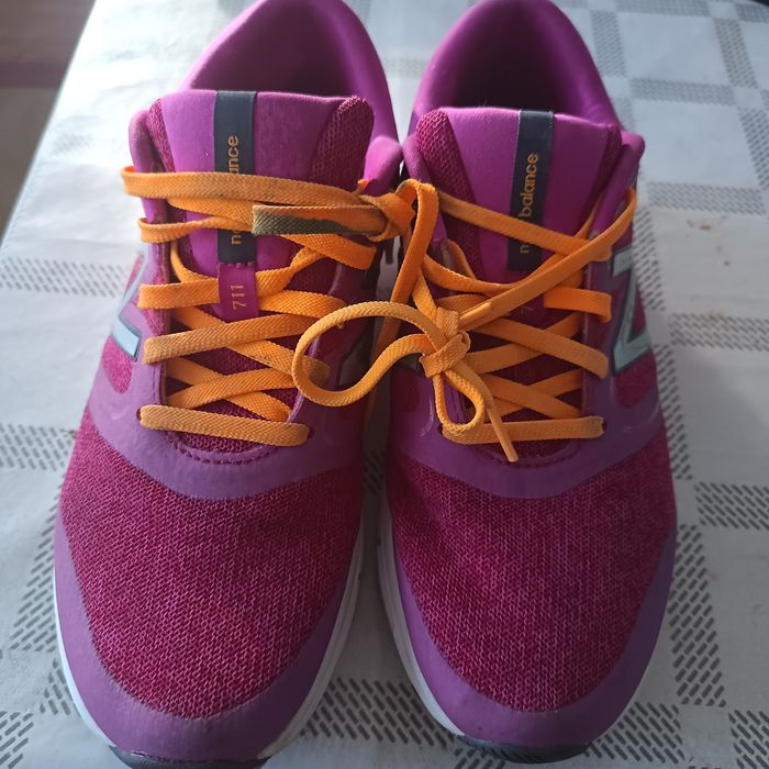 Adidasi New Balance dama , originali , NR40 , stare buna