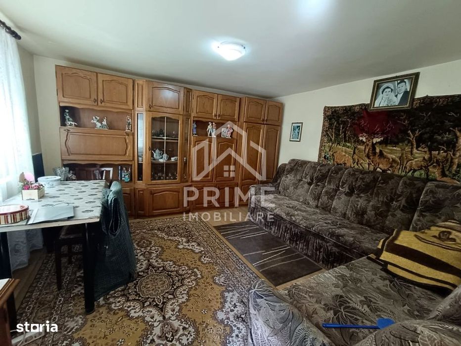 Casa cu 2 corpuri, gradina si anexe | Zona linistita Micesti, Alba Iul