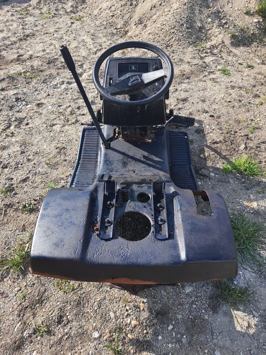 Sasiu pentru tractoras de tuns gazon