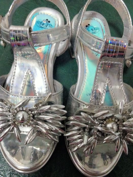 Очень красивые туфли 30р