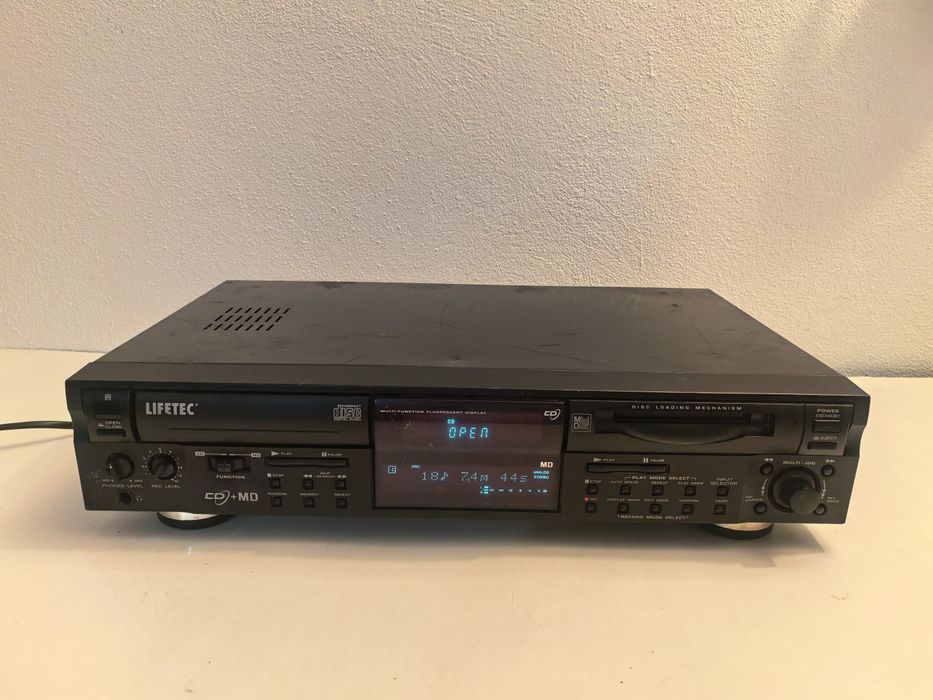 Minidisc CD player Lifetec LT 8964 cu defect