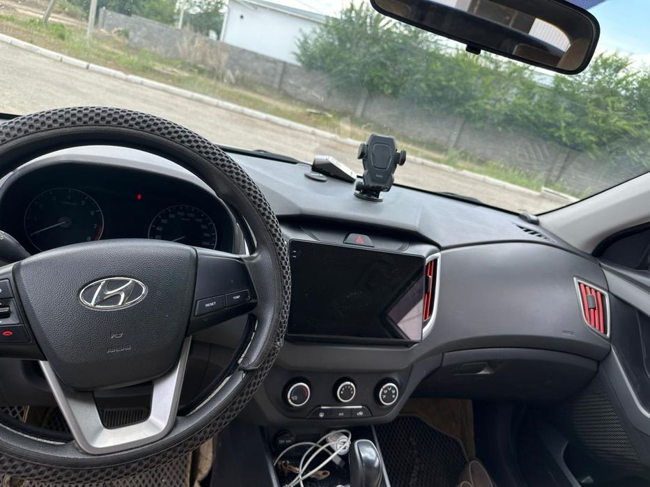 Продам машину хендай крета 2019