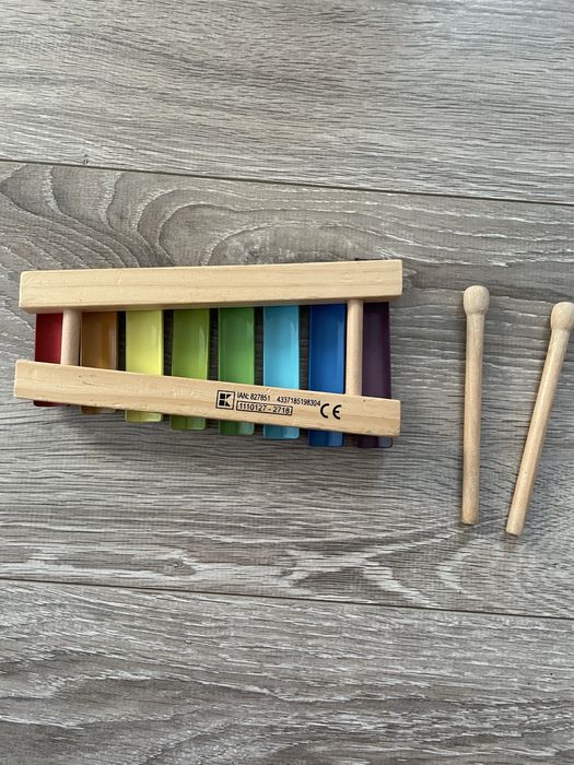 Xilofon de jucarie din lemn