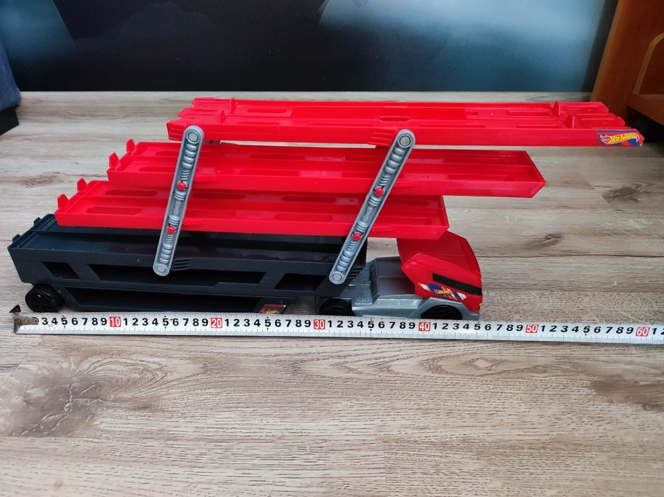 Камион автовоз Hot Wheels