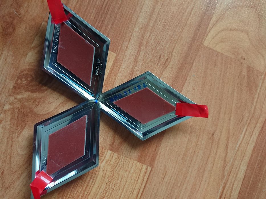 Передний Значок Mitsubishi original