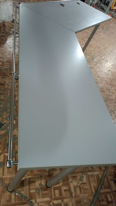 Стойка витрина для демо оборудования