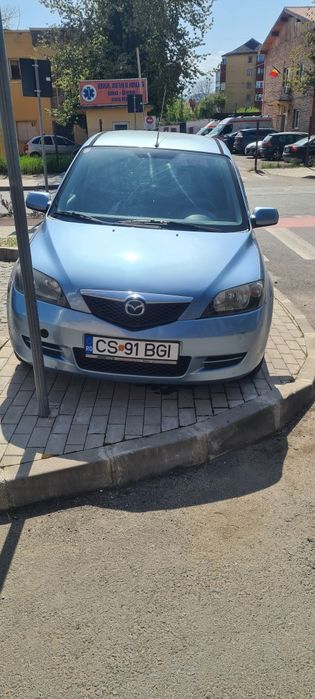 Vând Mazda 2 diesel