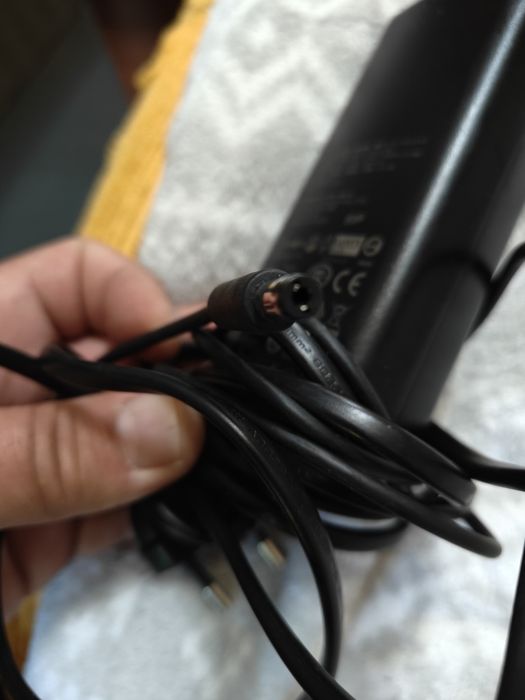 Încărcător harman kardon