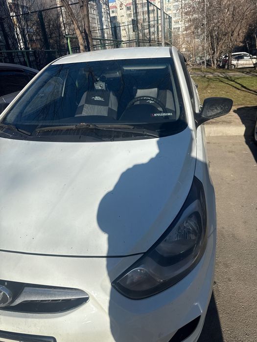 Hyundai Accent, 2013,