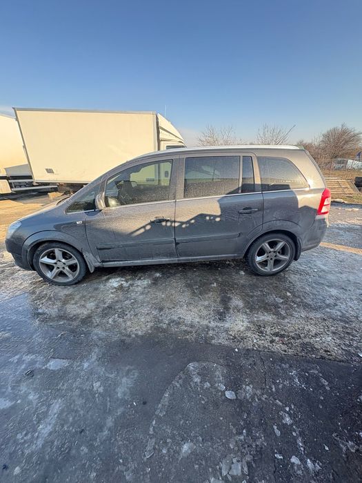 Vand Opel Zafira 2011 Scaune Recaro