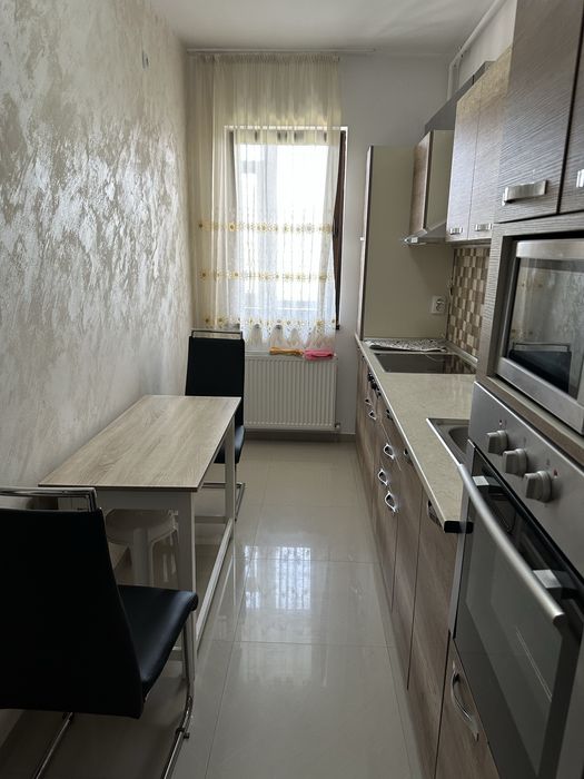 Garsonieră modernă, bloc nou, centrală proprie, parcare, 182/343 în fața blocului