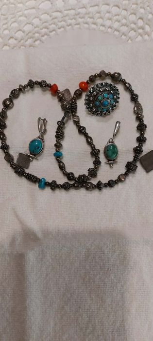 Продавам старинни бижута