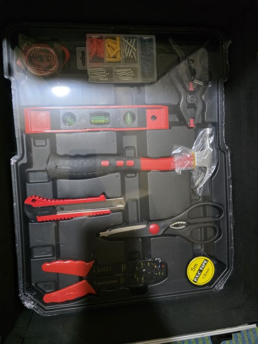 Продаётся набор инструментов с кейсом 187 предметов