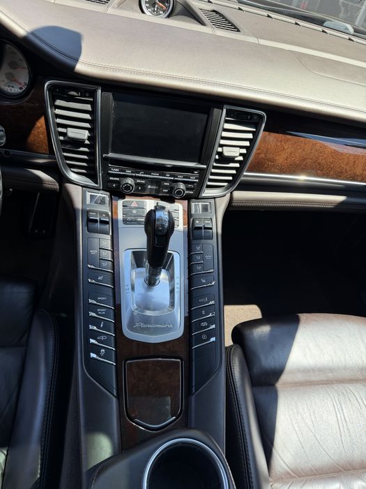 Porsche panamera 4S 4.8i 108.000km