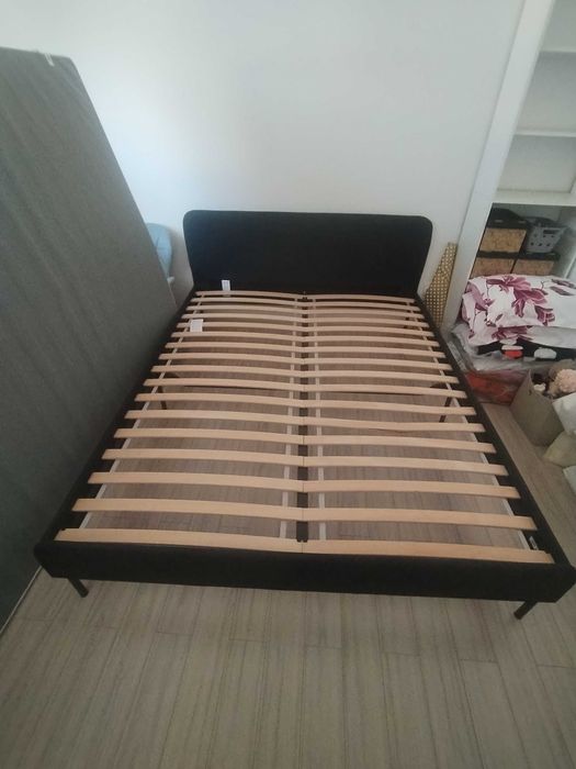 Pat tapițat Ikea cu saltea