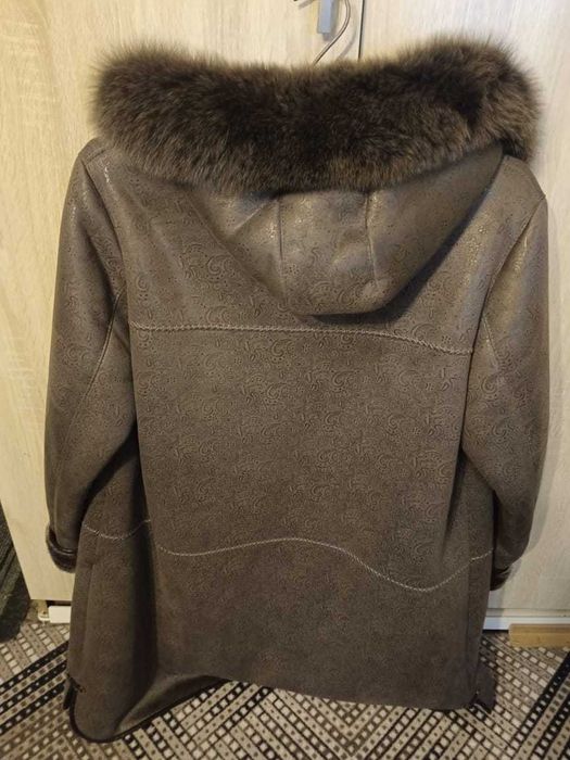Продам дублёнку женскую