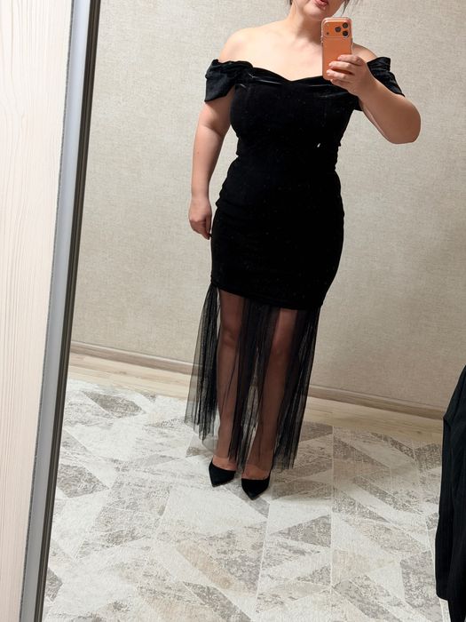 Платья коктейльные и вечерние