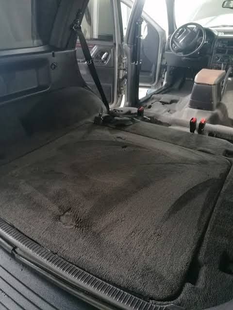 Curatare tapiterii auto de la 500 lei