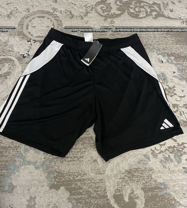 Продам шорты Новые оригинал