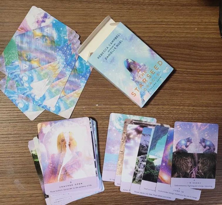 Различни карти таро