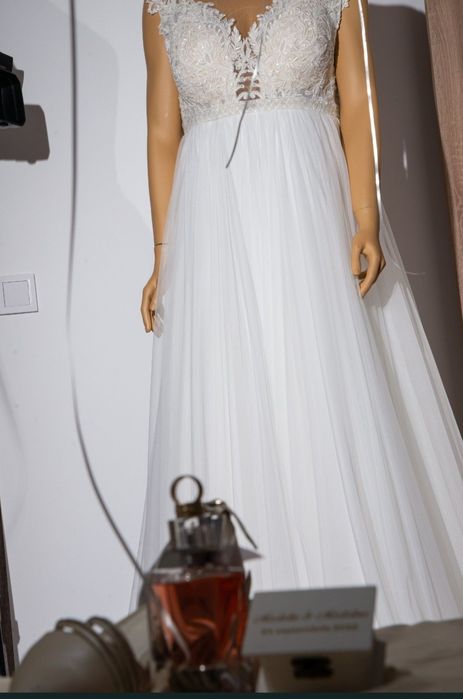 Rochie mireasa in stare foarte buna