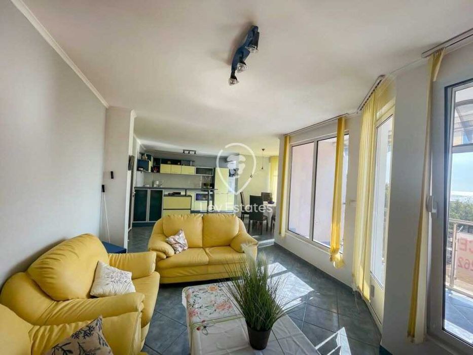 Продава се Четиристаен апартамент в с. Равда, Област Бургас - 150 кв.м за 1034 €/кв.м - Снимка #1