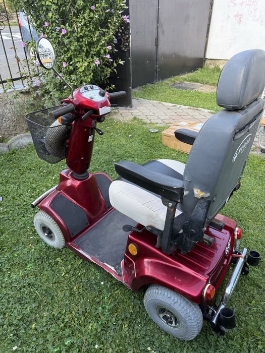 Masinuta pentru oameni cu dizabilitati