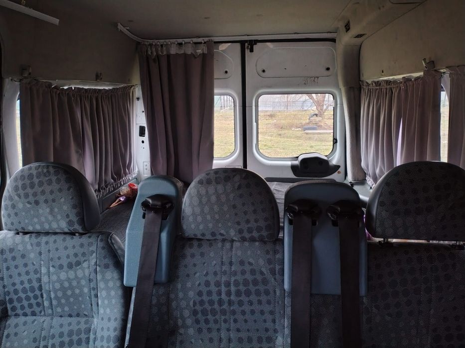 Vând Ford Transit 8+1