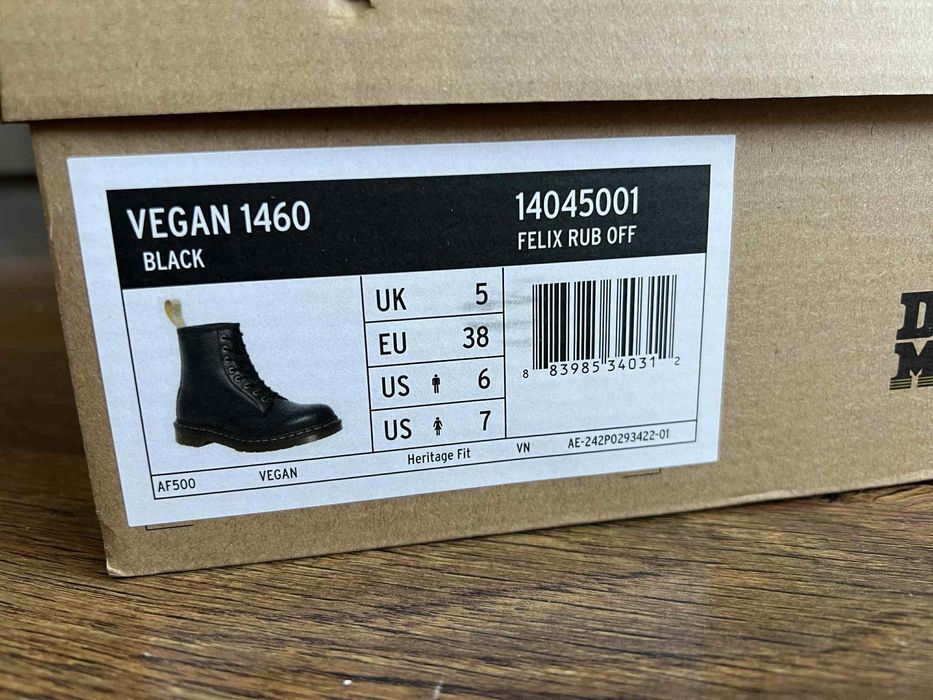 Кубинки Dr. Martens