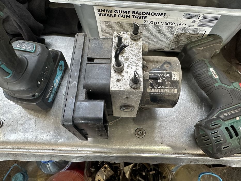 ABS VW 1K0 614 517 AE/1K0 907 379 AC