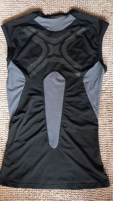 Nike Pro, Nike Shield, Under Armour М тениски, клин, потник