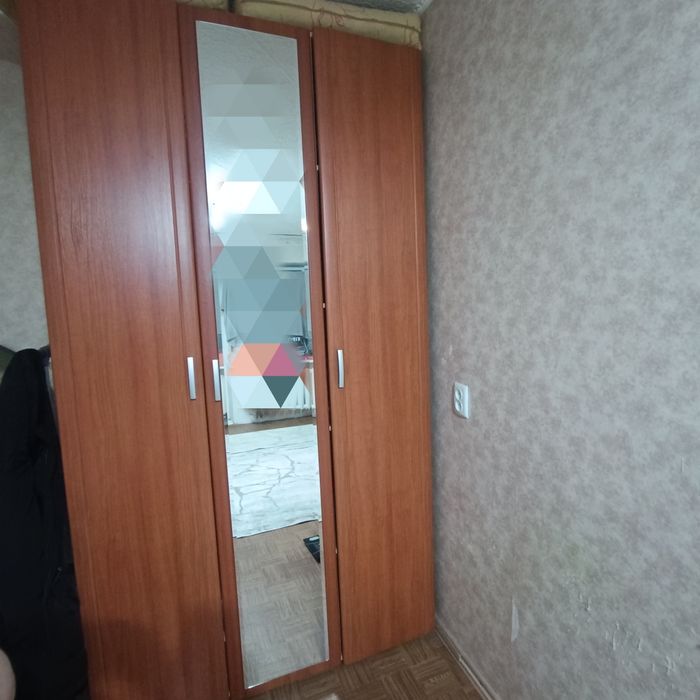 Шкаф для одежды.