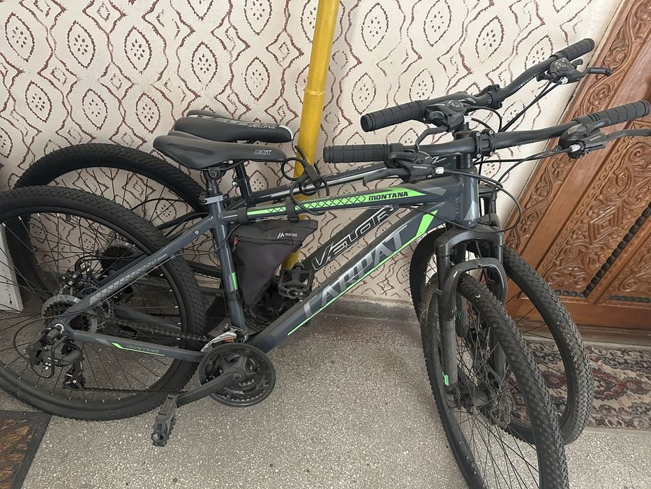 Bicicleta velors , montana