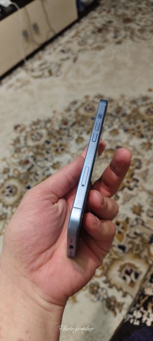 Продам iphone 17