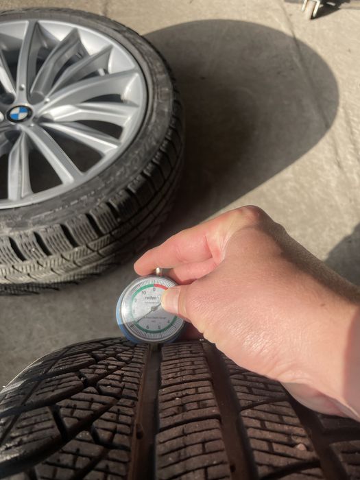 275/35||245/40/19 PIRELLI с джанти BMW