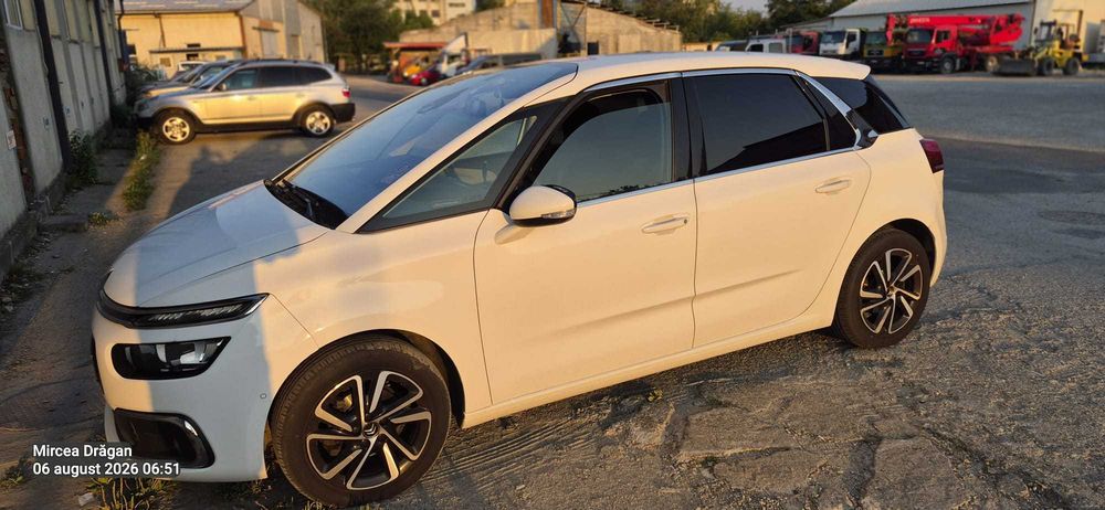 Vand Citroen C4 Picasso 1.2 benzina automatic 131cp 2018
