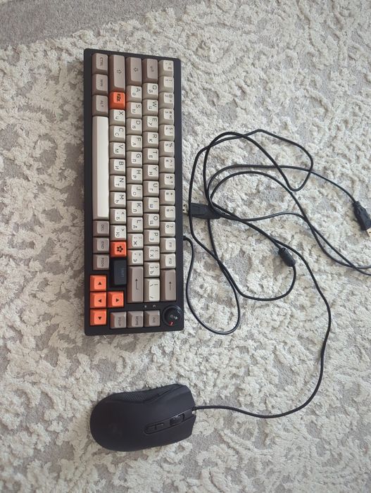Продам Клавиатуру и Мышку