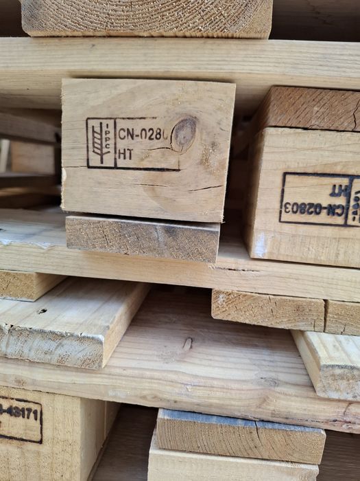 Продам нестандартные поддоны.