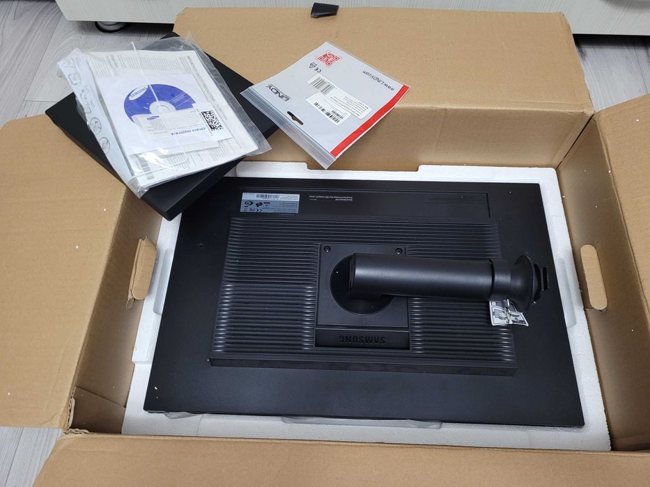 monitor Samsung S24C650