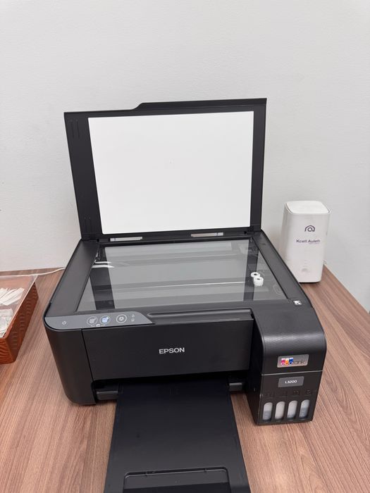 Продаю принтер Epson L3200