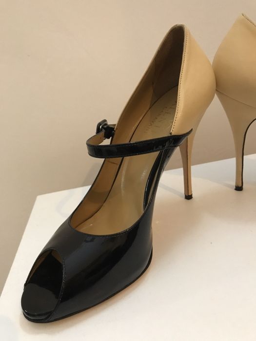 Pantofi Valentino