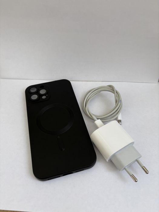 iPhone 12 Pro Max IOS 17.5.1 cu Incarcator Original