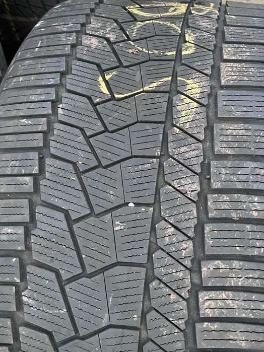 2x 305 30 21 Continental Wintercontact TS860 S