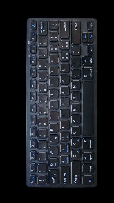 Tastatura Bluetooth TQQ ultra subtire reincarcabila design ergonomic