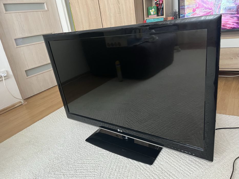 TV LG 42LM3400 LED Full HD 106 cm Cinema 3D – stare foarte bună