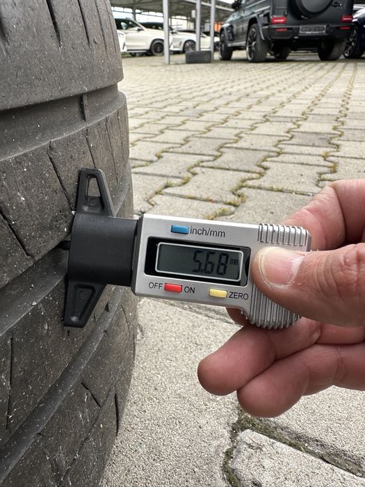 2бр летни гуми Pirelli PZ4 305/30/20