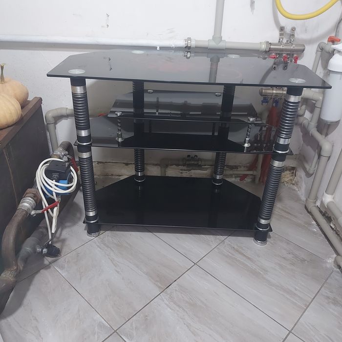 Продается тумбочка